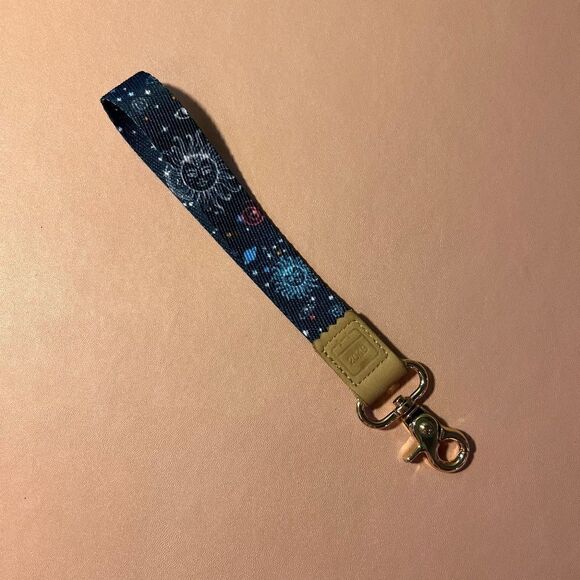 Galaxy Key Ring Chain Like New - Picture 1 of 8